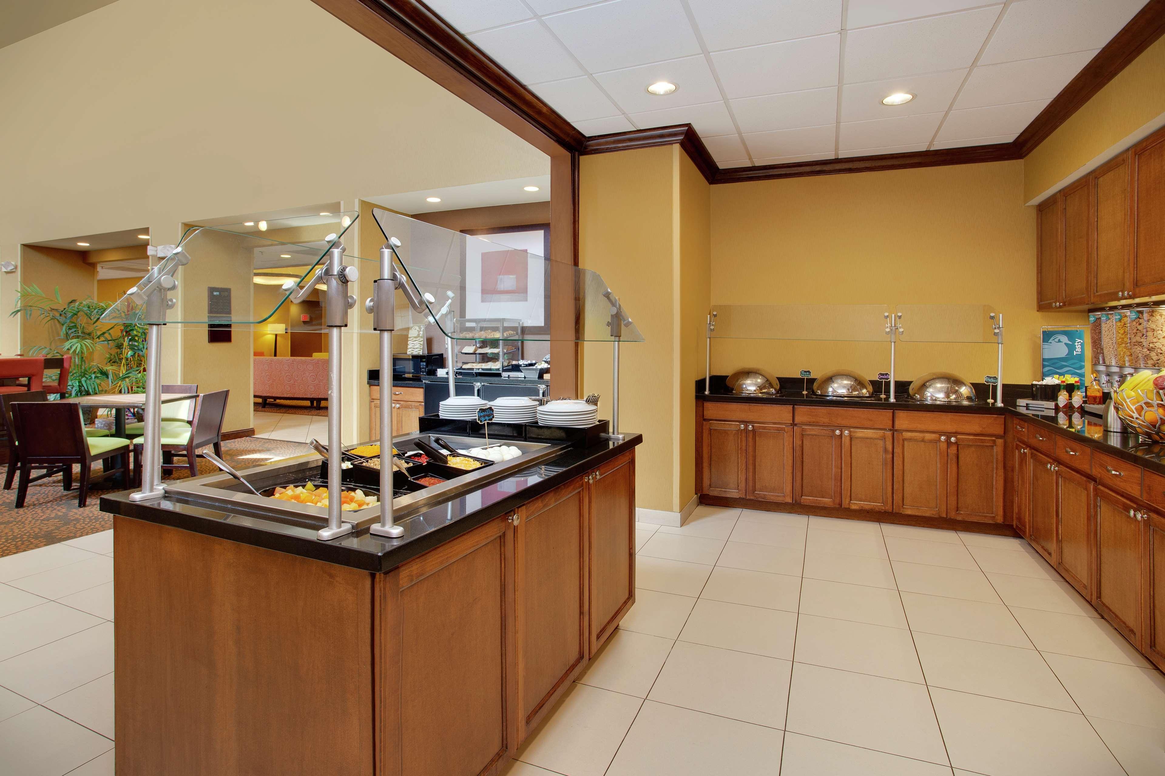 Homewood Suites By Hilton Tampa-Brandon Extérieur photo