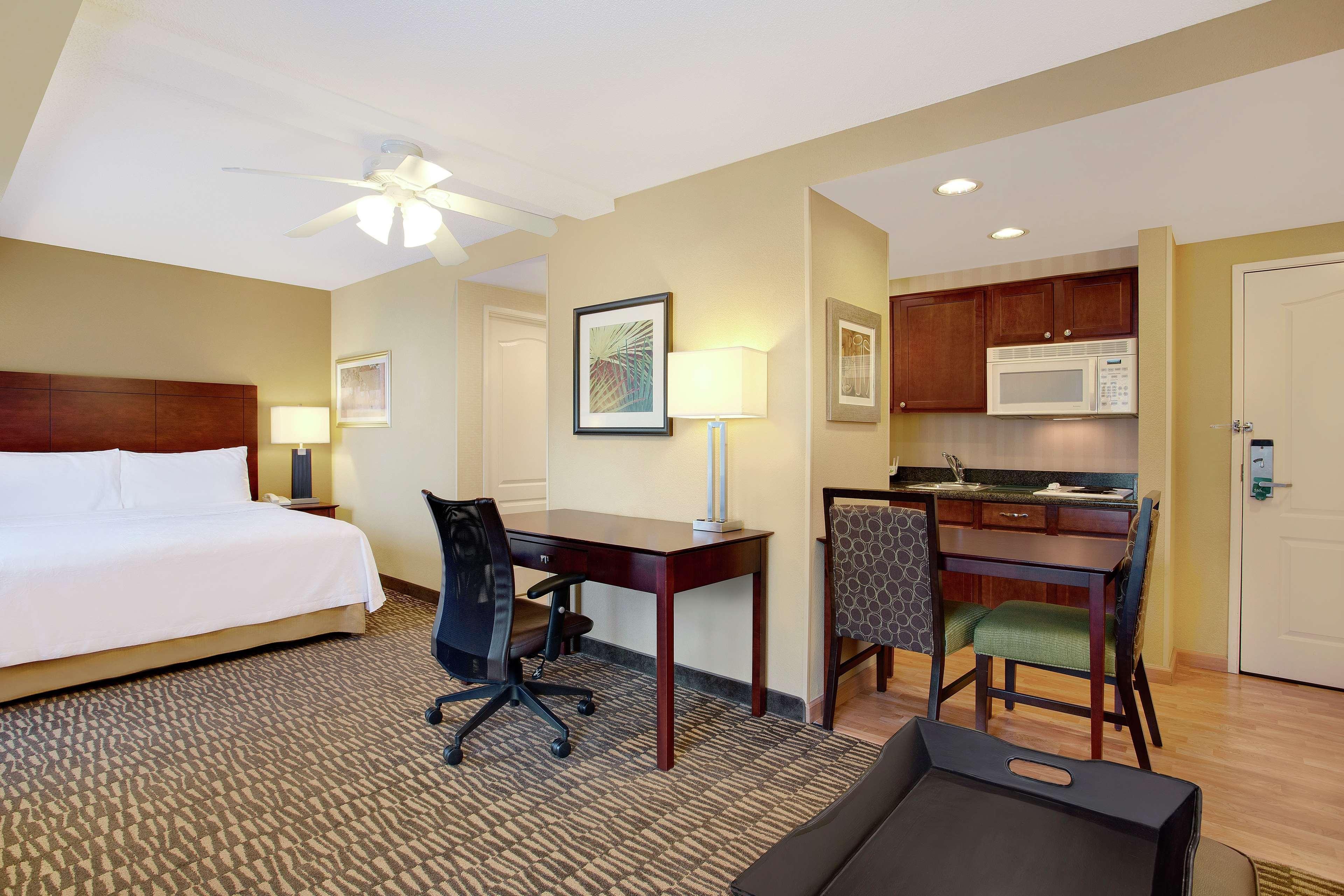 Homewood Suites By Hilton Tampa-Brandon Extérieur photo