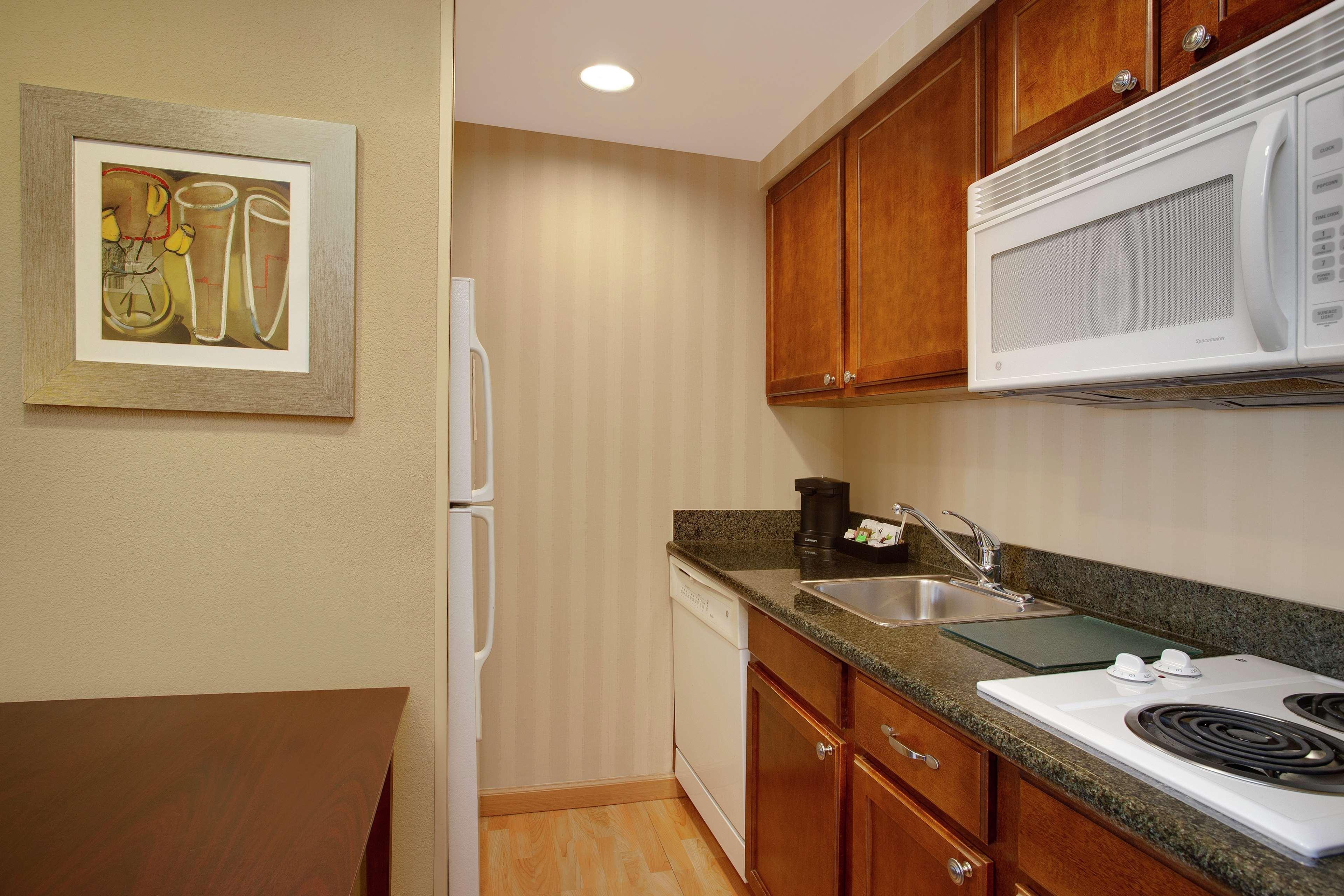 Homewood Suites By Hilton Tampa-Brandon Extérieur photo